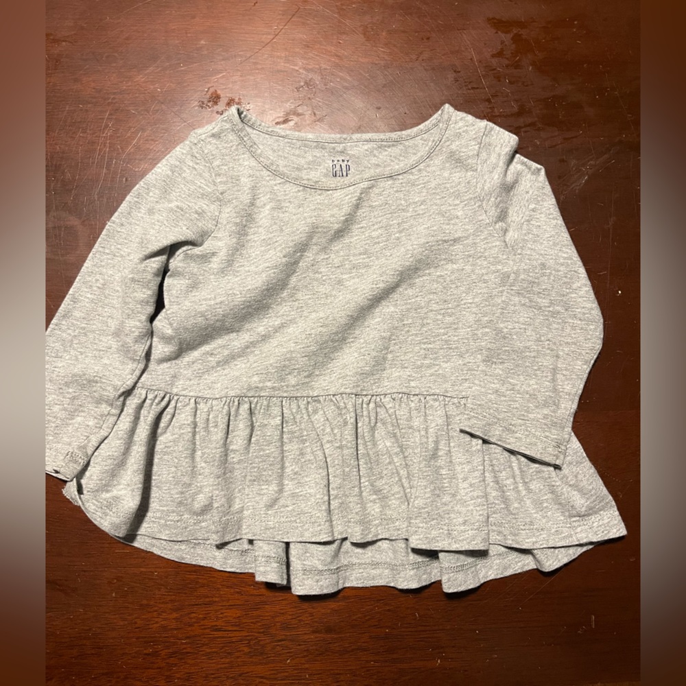 Baby Gap girls long sleeve ruffle top - 6-12 months